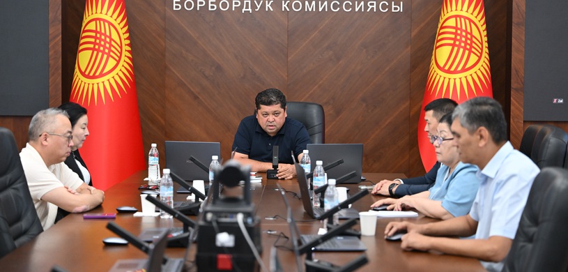 КР БШКсы жергиликтүү кеңештердин бир катар депутаттарынын ыйгарым укуктарын мөөнөтүнөн мурда токтотту