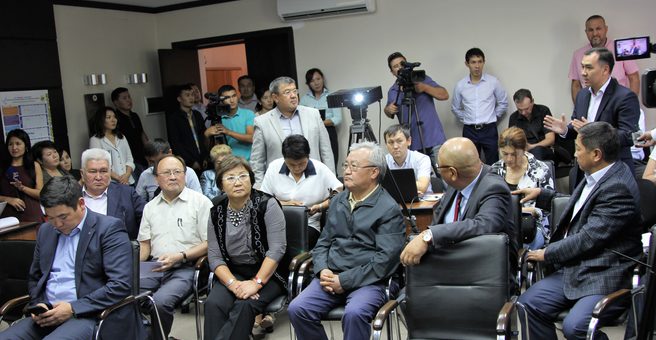 Центризбирком провел встречу с общественным движением «За честные выборы»