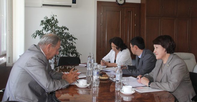 В Бишкек прибыл Штаб Миссии СНГ, он начнет свою работу с 20 сентября